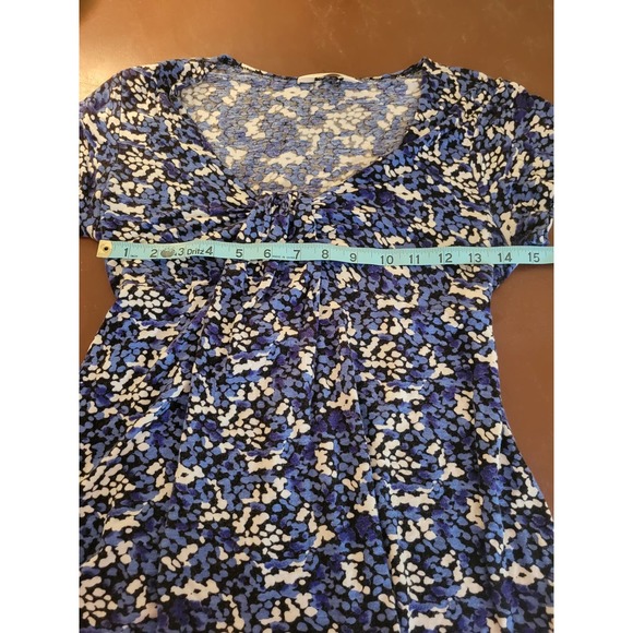 Three Seasons Maternity Top Size Small Blue White Knot at center Blouse - Picture 4 of 8